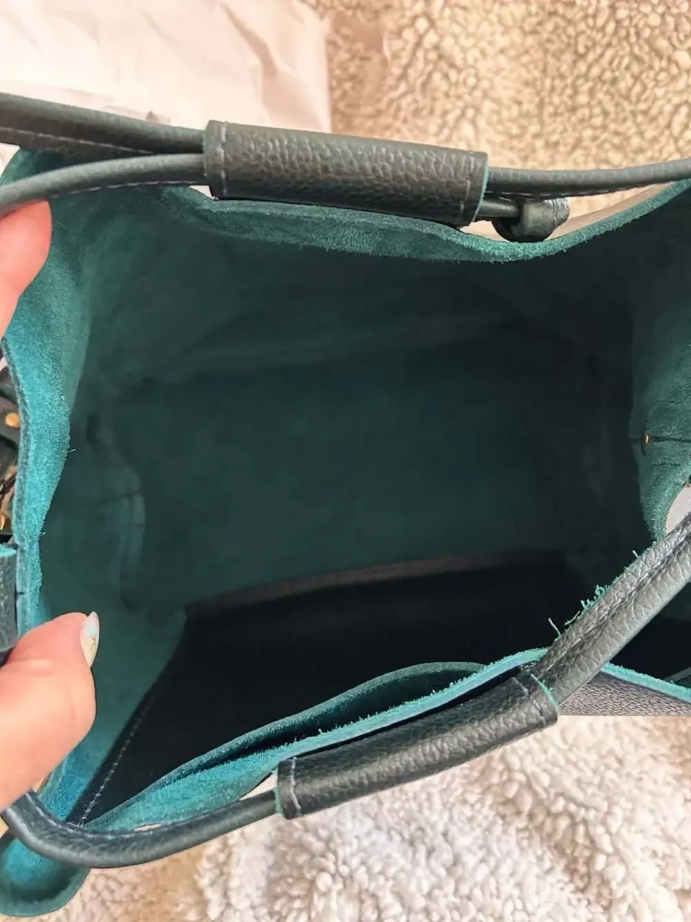 BNWT- Portland Leather Goods Firefly Bucket Bag in Boreal Green- PREMIUM